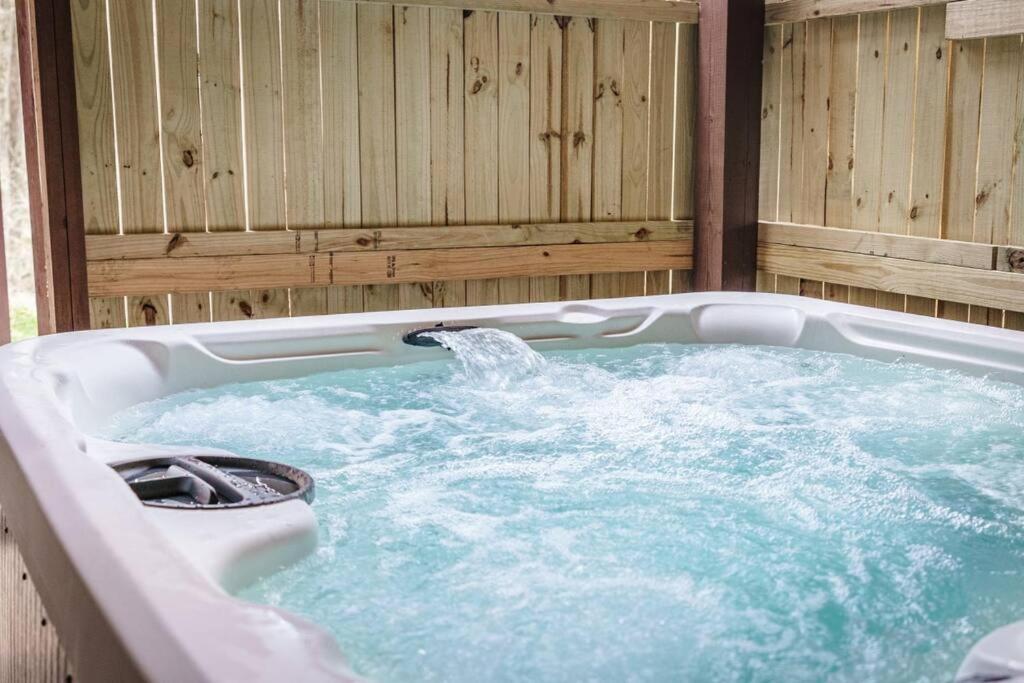 Willa Mountain Views, Hot Tub, Firepit, Dog Friendly, Ev Connector Stanley Zewnętrze zdjęcie